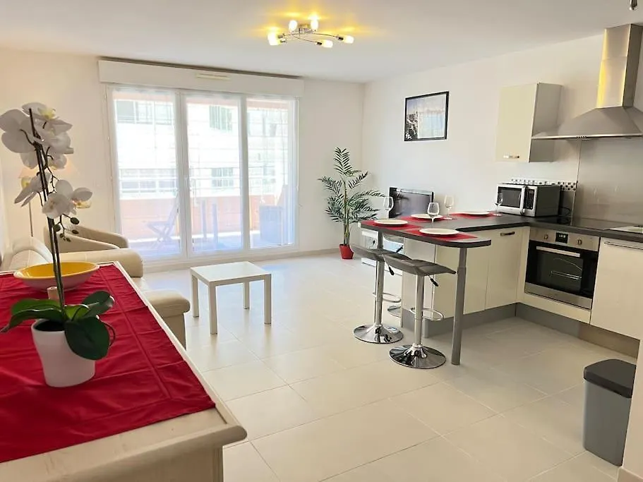 Apartment Figuerolles Moderne T3-300M Mer-Plage-Port-Parking-3 Etoiles La Ciotat
