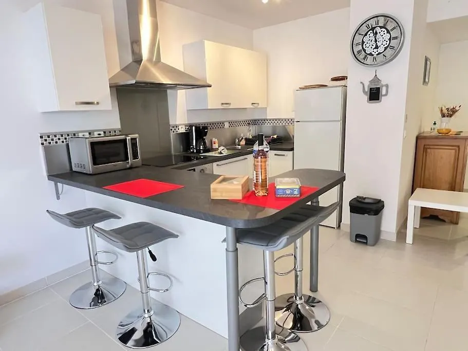 Apartment Figuerolles Moderne T3-300M Mer-Plage-Port-Parking-3 Etoiles